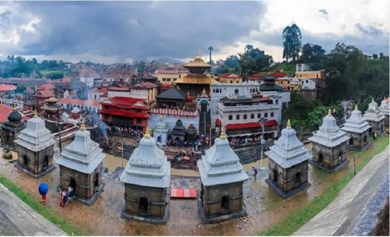 नेपाल में भूस्खलन की वजह से फंसे प्रदेश के 17 सैलानी, जबलपुर सहित डिंडौरी और रीवा के पर्यटक शामिल